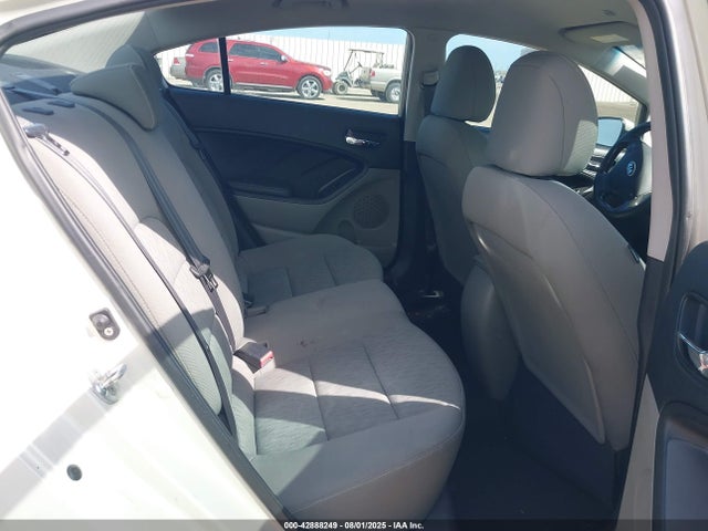 KIA dohc mpi nu 2015 KNAFK4A63F5271125 Image 8