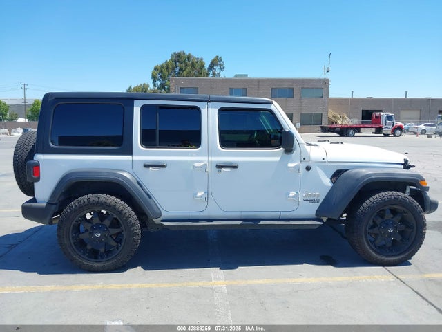 1C4HJXDN4JW252590 Jeep 2018