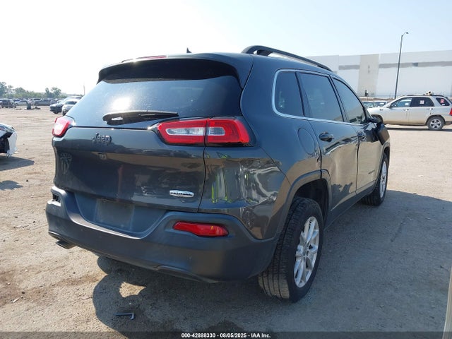 1C4PJLCB5GW149330 Jeep Cherokee