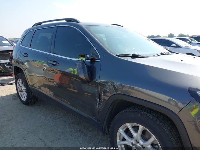 1C4PJLCB5GW149330 Jeep Cherokee