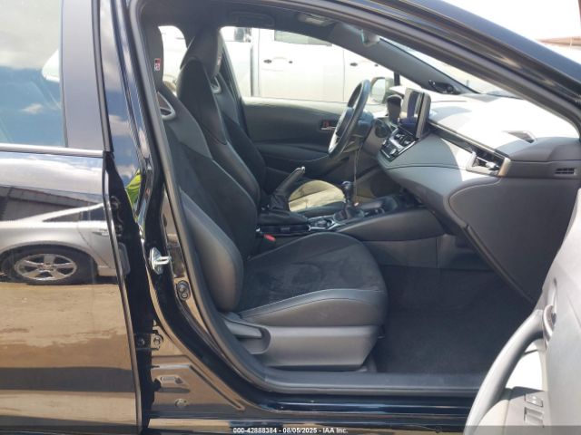 2024 TOYOTA GR COROLLA JTNABAAE7RA010557 Photo 4