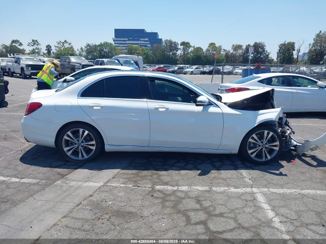 Mercedes-Benz C 300 2017 55SWF4JB2HU224608 Image 13