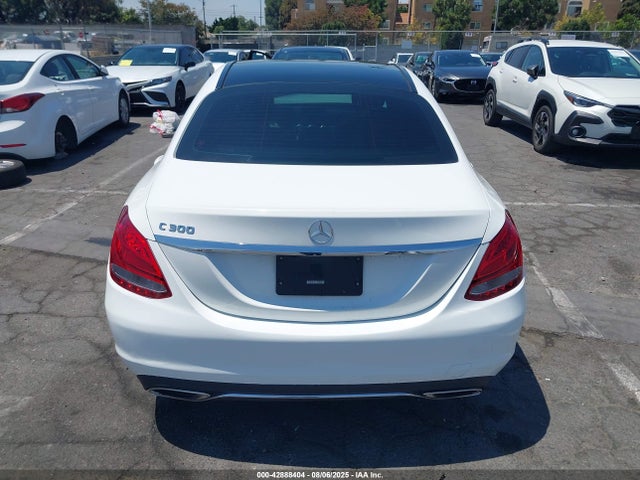 Mercedes-Benz C 300 2017 55SWF4JB2HU224608 Image 16