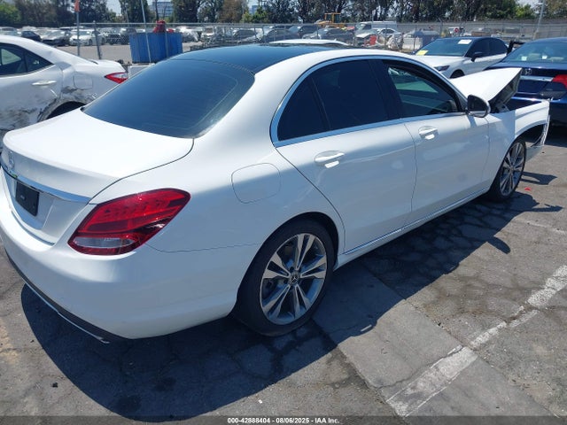 Mercedes-Benz C 300 2017 55SWF4JB2HU224608 Image 4