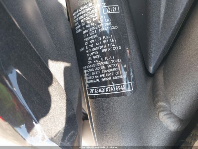 2022 TRIUMPH MOTORCYCLE STREET TRIPLE SMTA544D7NTAY6945 Photo 9