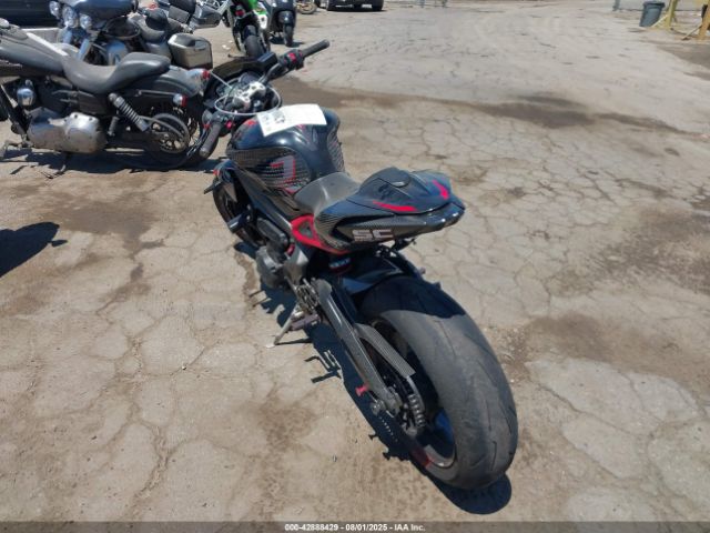 2022 TRIUMPH MOTORCYCLE STREET TRIPLE SMTA544D7NTAY6945 Photo 2