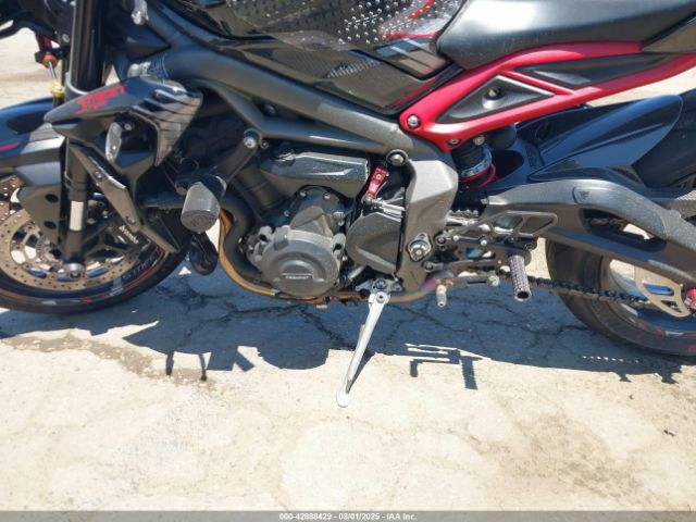 2022 TRIUMPH MOTORCYCLE STREET TRIPLE SMTA544D7NTAY6945 Photo 8