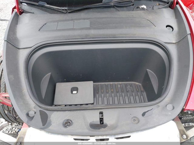 5YJYGDEE9MF203809 Tesla 2021