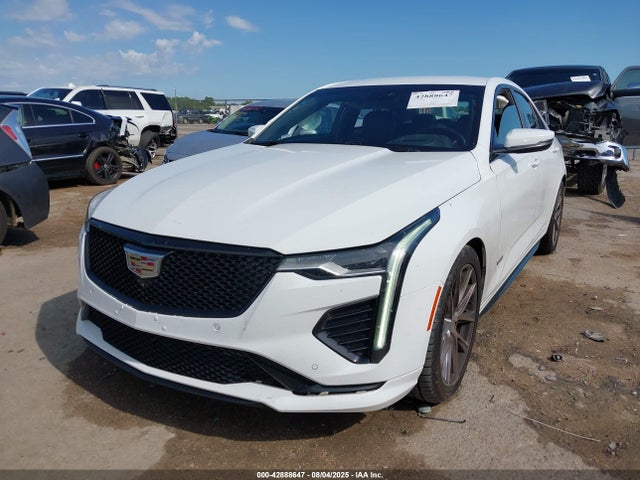 Cadillac L3b 2021 1G6DD5RL6M0121110 Image 2