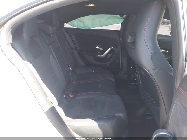 W1K5J4GBXNN282763 Mercedes-Benz m260