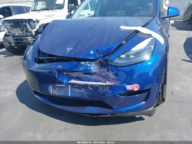 7SAYGAEE0PF859578 Tesla Model Y