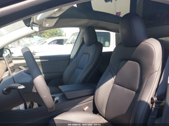 7SAYGAEE0PF859578 Tesla Model Y