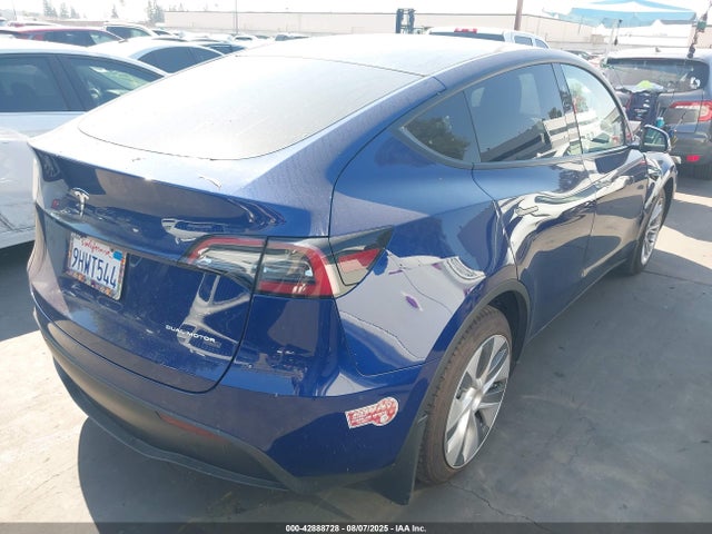 2023 TESLA MODEL Y 7SAYGAEE0PF859578 Photo 3