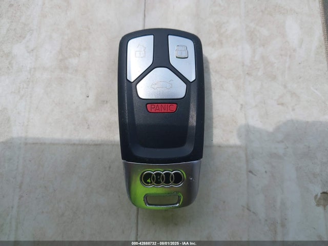 2017 AUDI A4 WAUDNAF41HN040778 Photo 10
