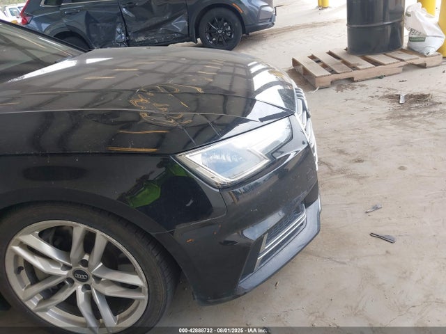 2017 AUDI A4 WAUDNAF41HN040778 Photo 5