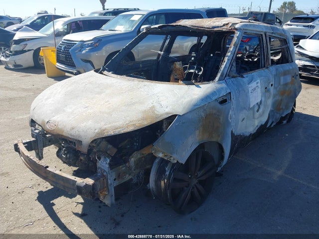 KIA dohc gdi nu 2015 KNDJP3A55F7148446 Image 2
