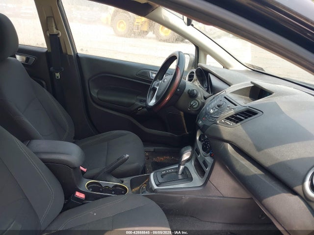 Ford 2014 2014 3FADP4EJ1EM182632 Image 5