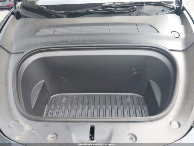 2025 TESLA MODEL Y 7SAYGDEE3SA356523 Photo 9