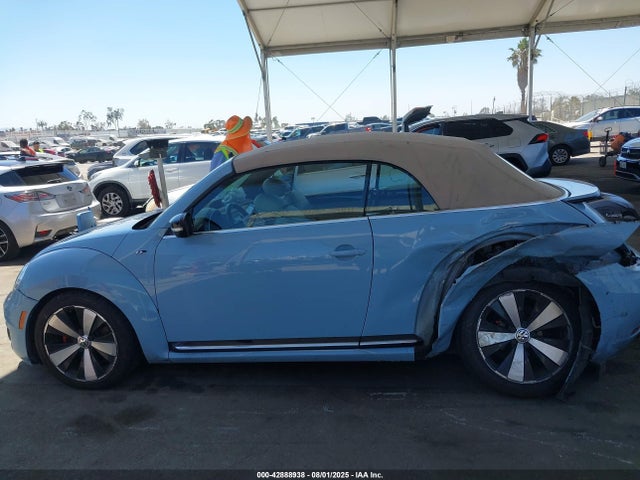 3VW7S7AT6FM804669 Volkswagen Beetle