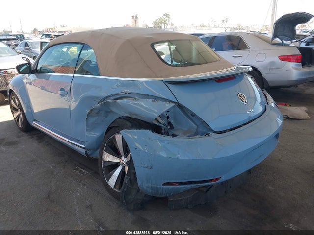 3VW7S7AT6FM804669 Volkswagen Beetle