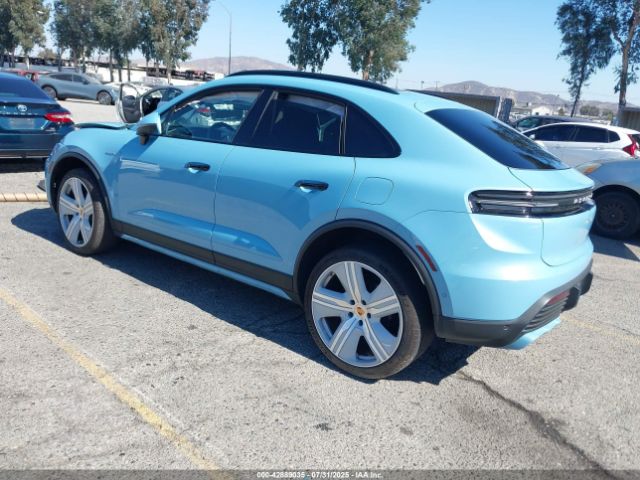 2024 PORSCHE MACAN ELECTRIC WP1AA2XA6RL001544 Photo 2
