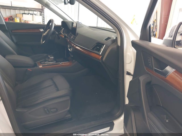 2023 AUDI Q5 WA1EAAFYXP2121021 Photo 4