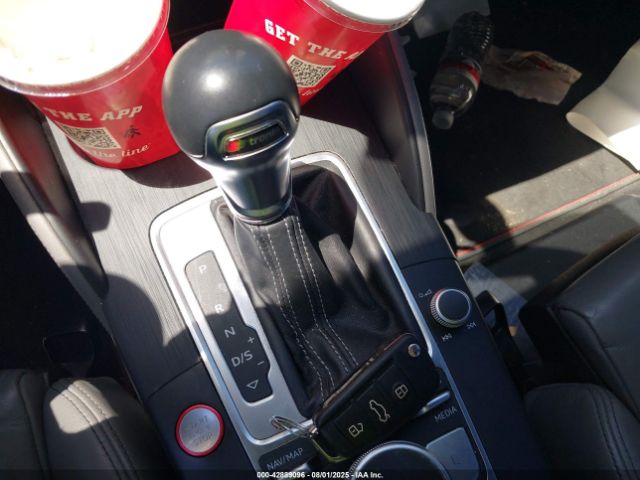 2018 AUDI S3 WAUB1GFF6J1013631 Photo 10