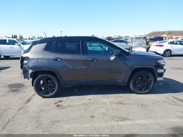Jeep Compass 2019 3C4NJCBB1KT743498 Image 14