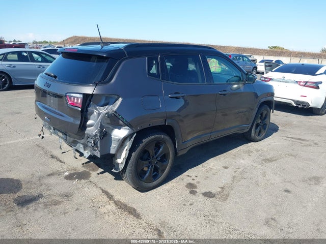 Jeep Compass 2019 3C4NJCBB1KT743498 Image 4