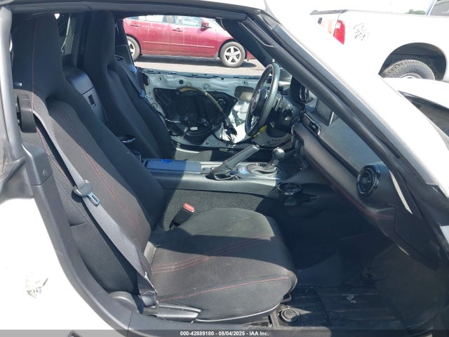 Mazda pe 2017 JM1NDAL76H0101967 Image 5