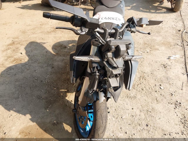 JS1EM11B0R7100825 Suzuki Fra1