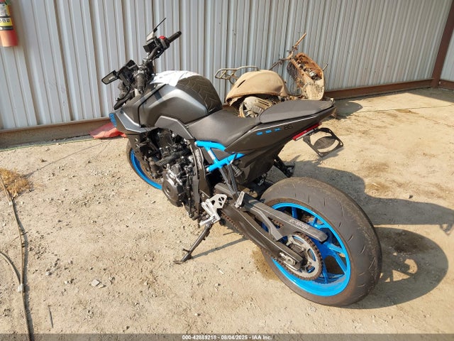 JS1EM11B0R7100825 Suzuki Fra1