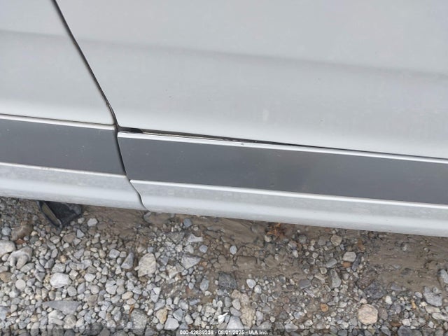 2017 AUDI Q7 WA1LAAF7XHD003362 Photo 5