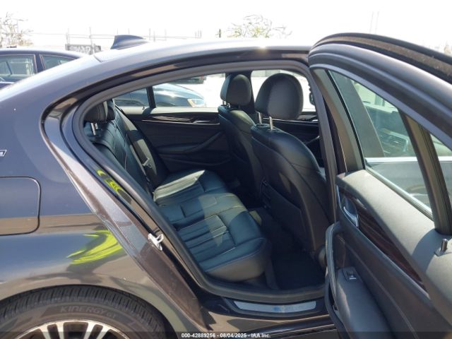 2019 BMW 530E WBAJA9C59KB253996 Photo 7