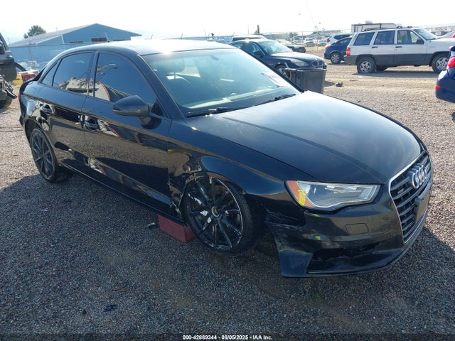 2015 AUDI A3 WAUBFGFF0F1016131 Photo 0