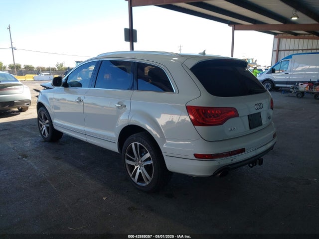 2015 AUDI Q7 WA1LGAFE5FD024095 Photo 2