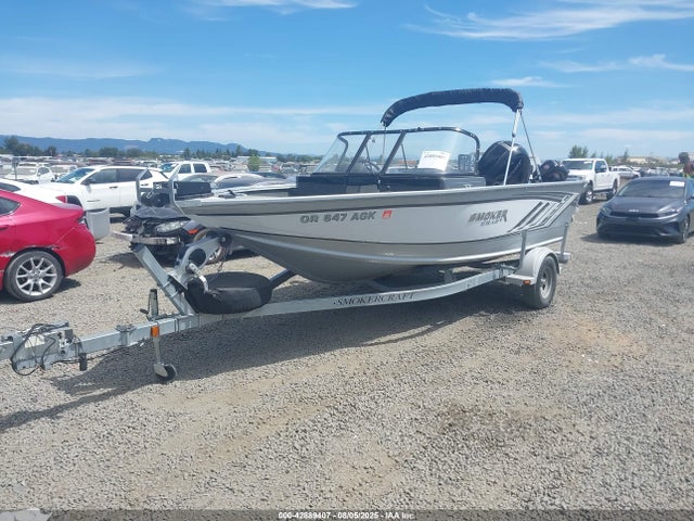 Smoker-craft 18' 2019 SMK64369L819 Image 2