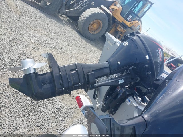 Smoker-craft 18' 2019 SMK64369L819 Image 12