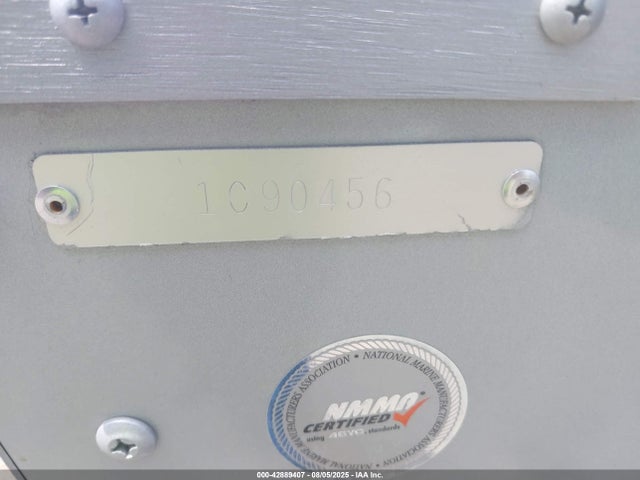 Smoker-craft 18' 2019 SMK64369L819 Image 13