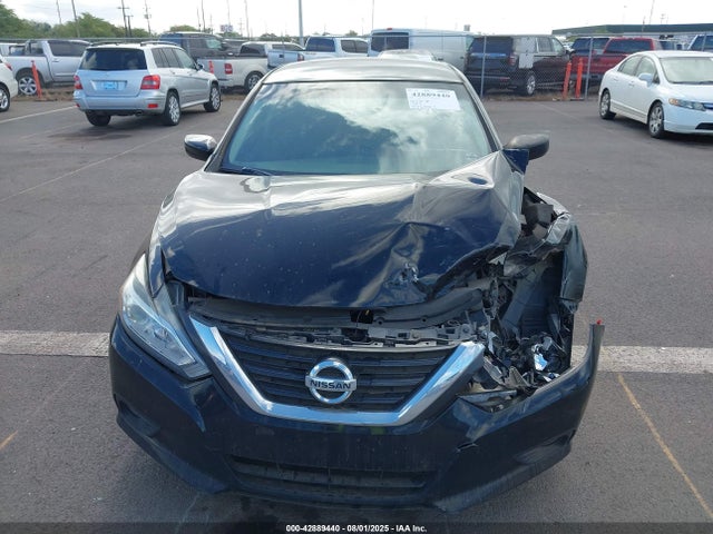 1N4AL3AP5HC276845 Nissan 2017