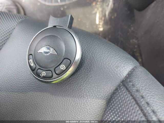 2011 MINI COOPER S WMWSV3C53BTY13818 Photo 10