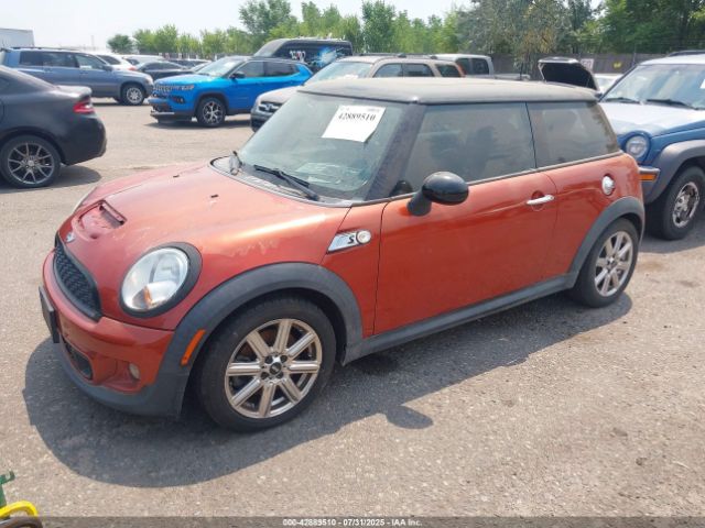 2011 MINI COOPER S WMWSV3C53BTY13818 Photo 1