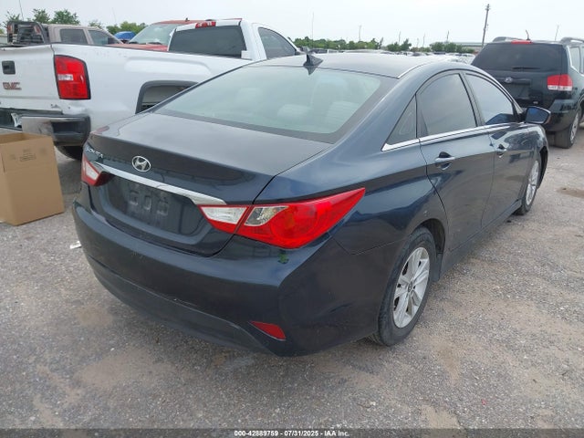 5NPEB4ACXEH923256 Hyundai gamma