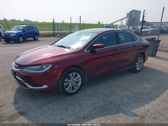 Chrysler 200 2015 1C3CCCAB2FN528838 Image 2