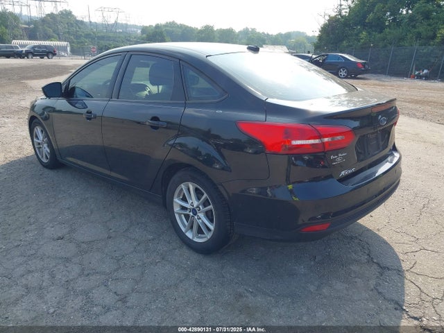 Ford 2015 2015 1FADP3F27FL381365 Image 3