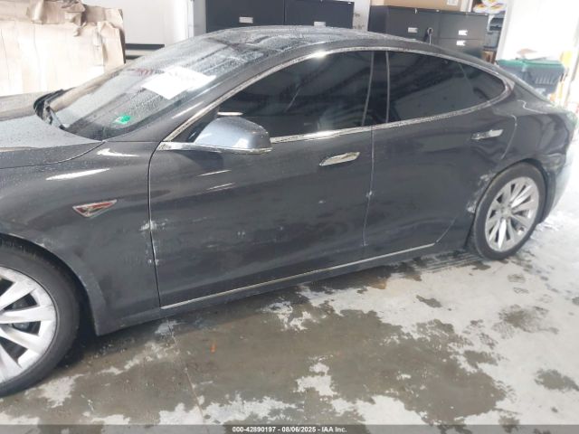 2016 TESLA MODEL S 5YJSA1E20GF156833 Photo 5