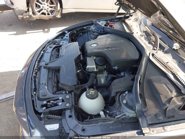 BMW 320i 2018 WBA8A3C51JA489431 Image 10