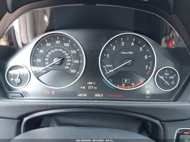 BMW 320i 2018 WBA8A3C51JA489431 Image 7