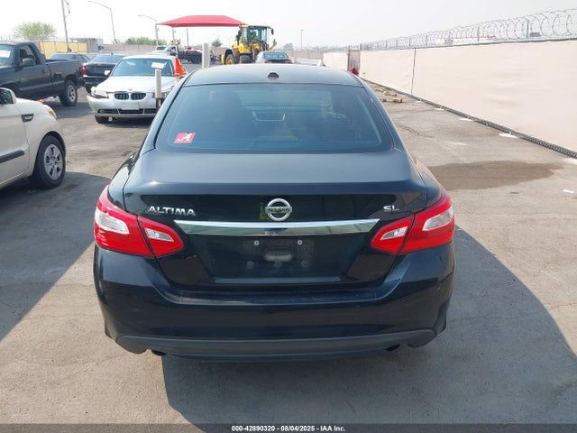 Nissan Altima 2017 1N4AL3AP9HC217670 Image 16