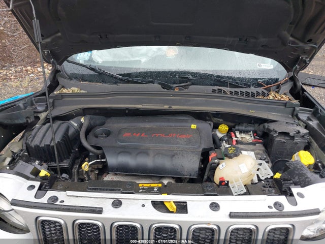 ZACCJBDB9JPG85533 Jeep Renegade